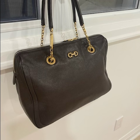 Salvatore Ferragamo handbag, medium size - Picture 6 of 8